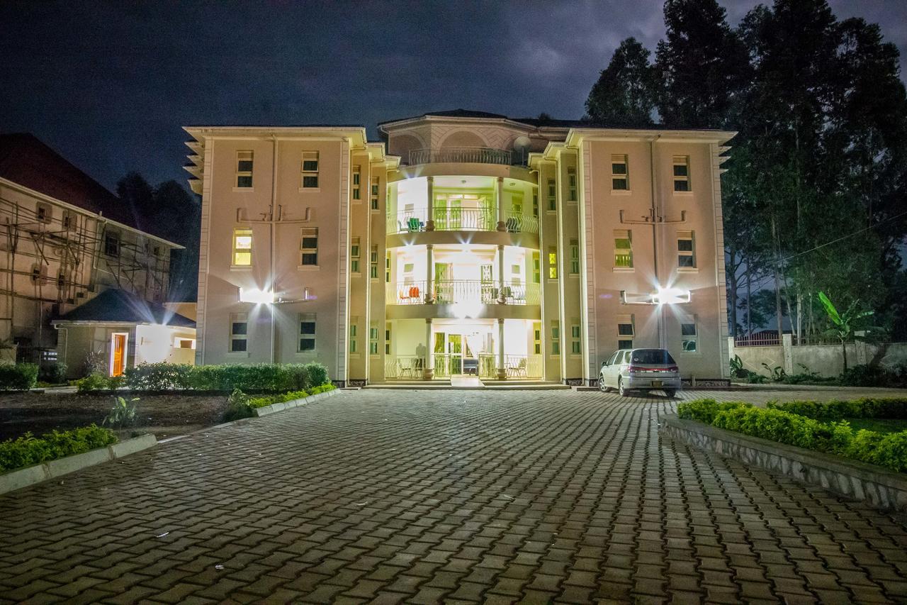 Heras Country Resort Kabale Exterior photo