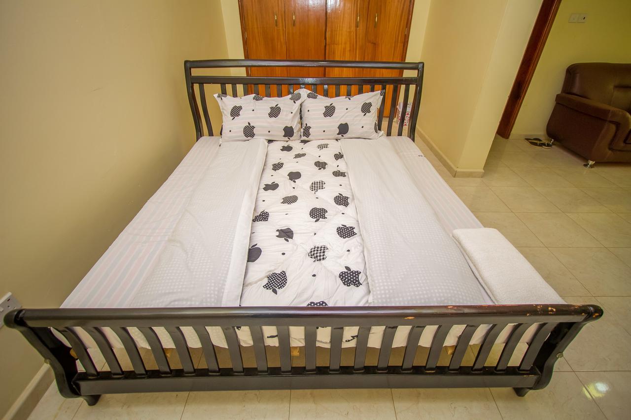 Heras Country Resort Kabale Exterior photo